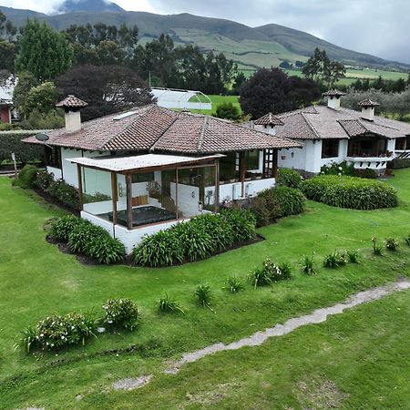 فيلا Machachiفي Hacienda El Rejo المظهر الخارجي الصورة